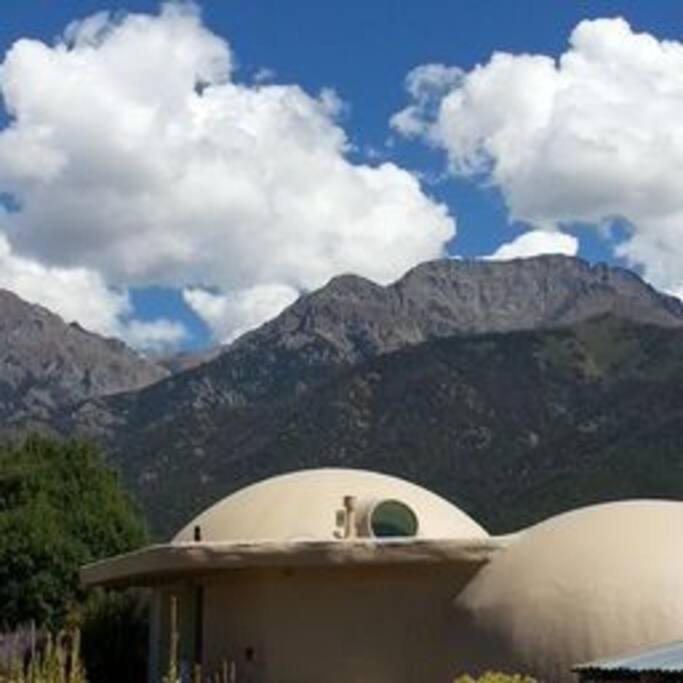 The Spacious Dome Crestone Esterno foto